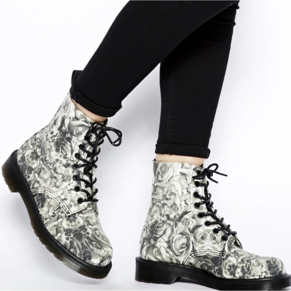 Dr. Martens Shoes - NWOT DR MARTENS BECKETT SKULL & ROSE BOOTS SIZE 9 M, W10